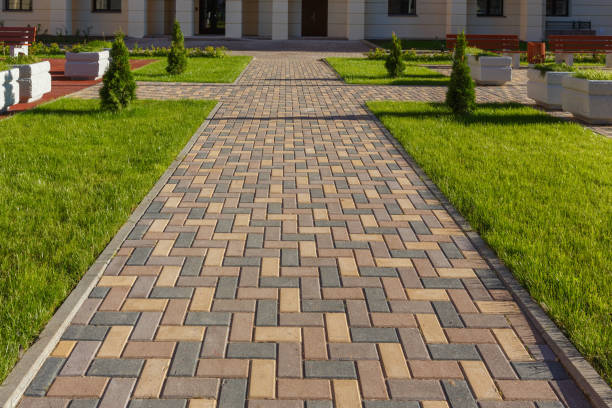 Best Interlocking Driveway Pavers  in Eveleth, MN